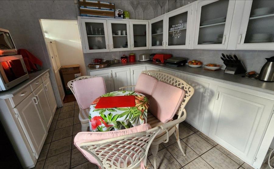 3 Bedroom Property for Sale in Mossel Bay Central Western Cape